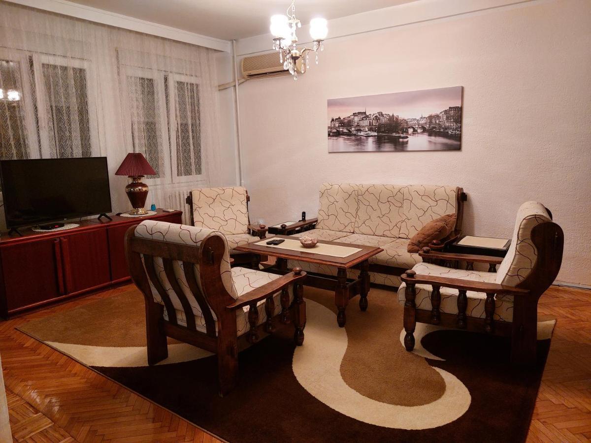 Boulevards Apartment Belgrado Esterno foto